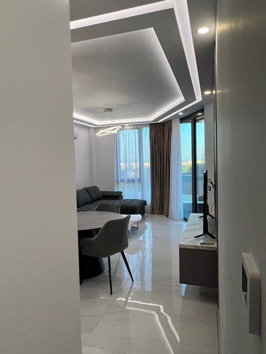 Продава се Двустаен апартамент в София, Кръстова вада - 81 кв.м за 3359 €/кв.м - Снимка #1