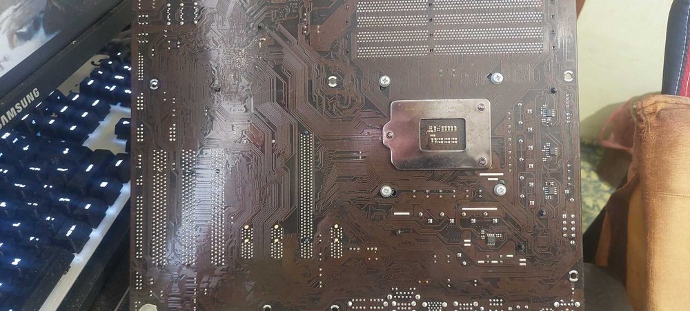 Дъно и процесор ASRock + intel i7 3770k