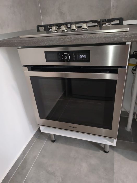 Închiriez  apartament 2 camere