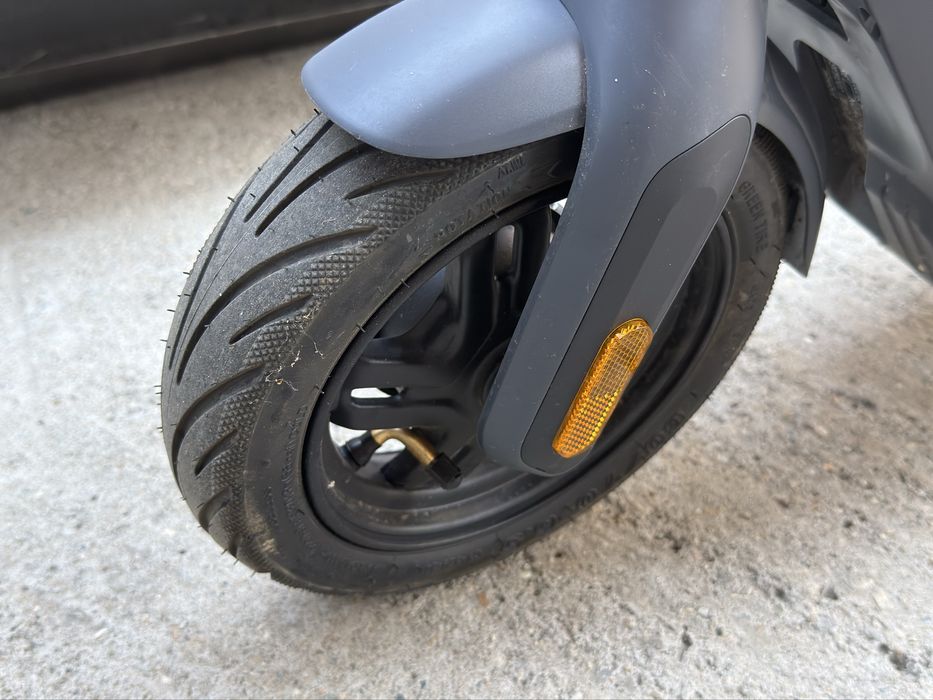 Trotineta electrica Ninebot KickScooter E2 Pro