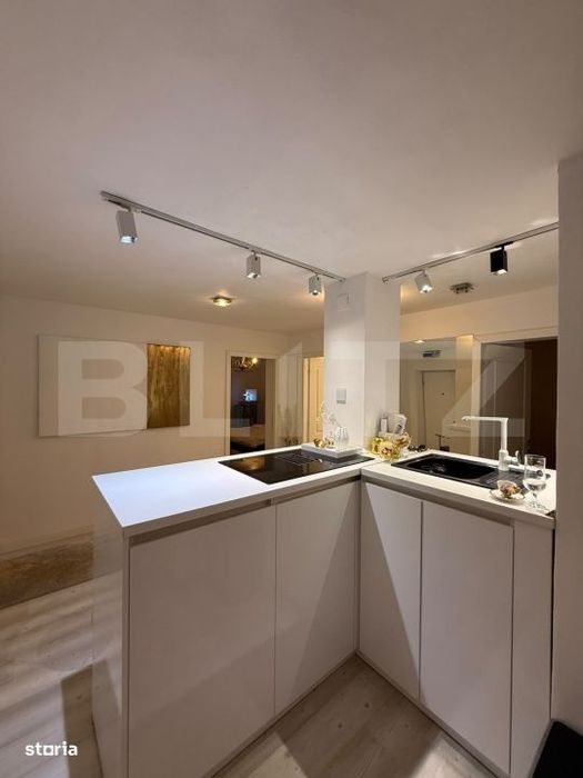 Apartament 3 camere, decomandat, zona Centrala