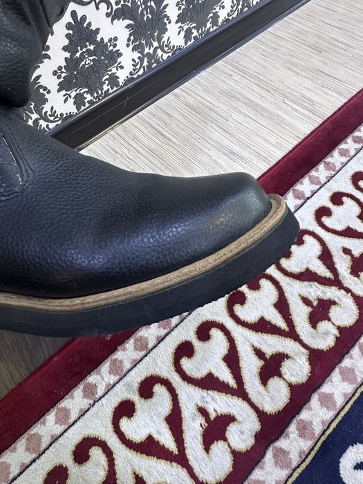 Продам унты размер 42