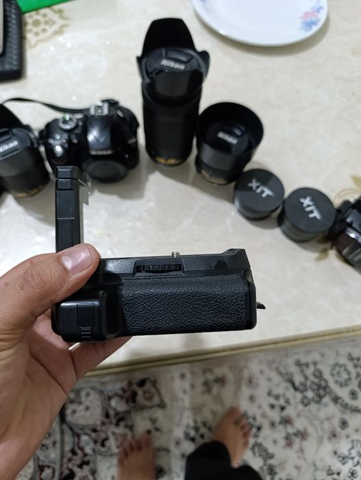 Nikon d3300 komplekt sotiladi