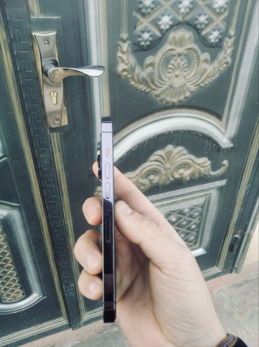 Айфон 14 про сатылады жагдай тап таза улума сызылган жери жок удар жок