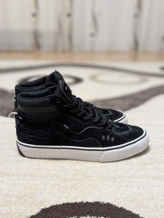 Globe Dimension-Negru