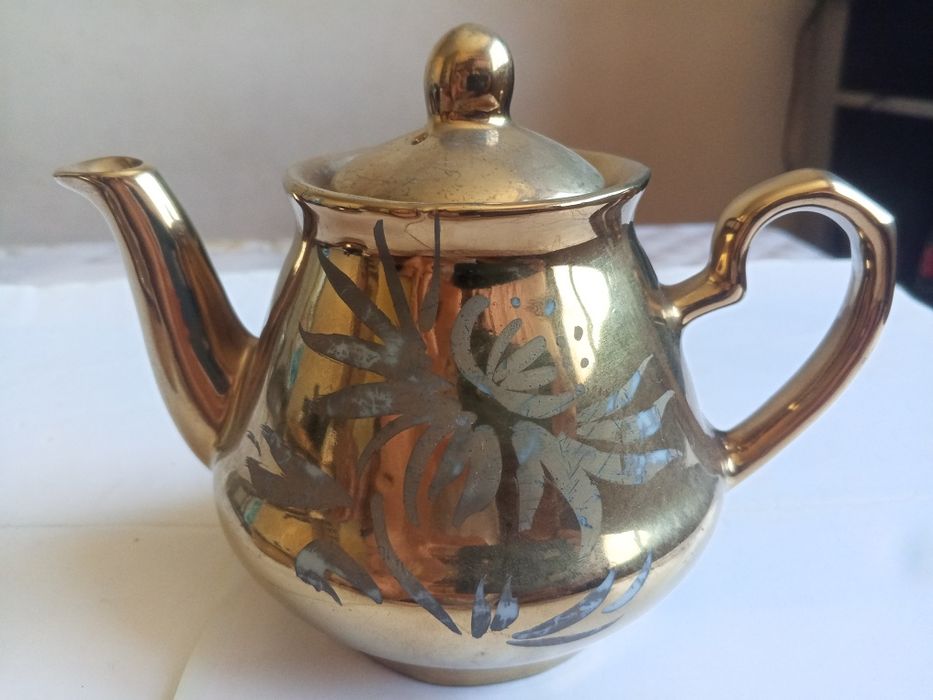 Тилла Свет Чайник Сотилади