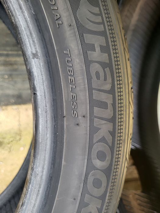 2бр 205/50/17 гумите са неразличими от новите