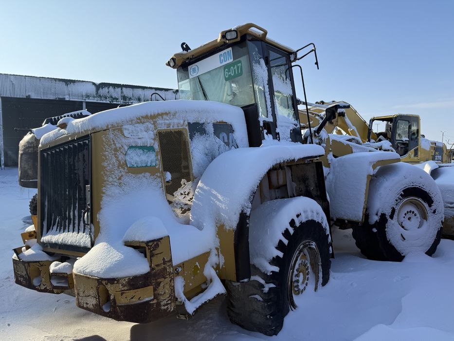 CAT раскулаченные эксковаторы по запчастям