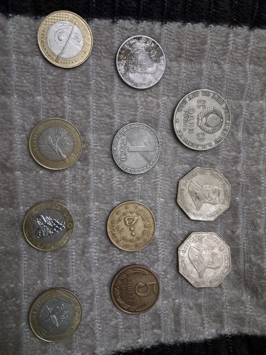 Продам монеты коллекционые