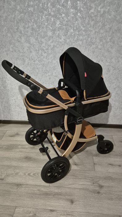 Детская коляска.