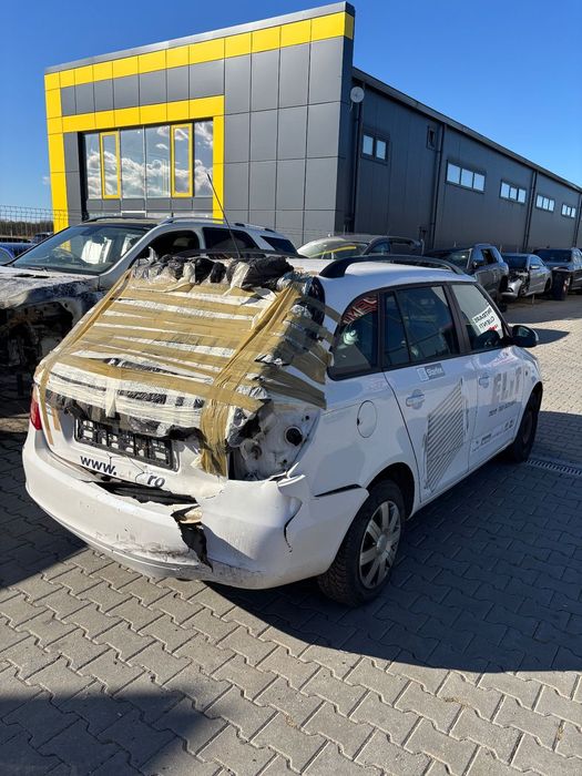 Dezmembram Skoda Fabia 1.6 TDI din 2013