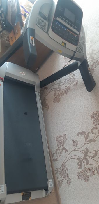 Беговая дорожка в отличном состоянии