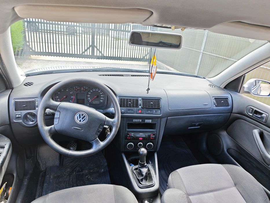 VOLKSWAGEN Golf 2003 — imagine 5