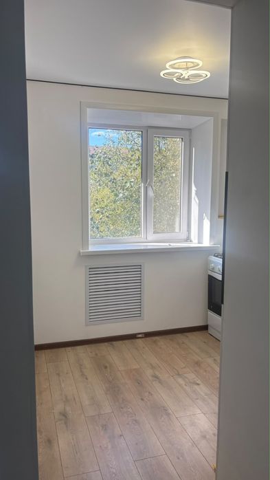 Продам 1 квартиру Житикара