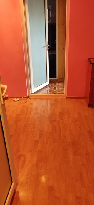 Vanzare Apartament 2 camere micro 38 etaj 4 /4