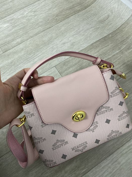 Сумка в хорошем состоянии