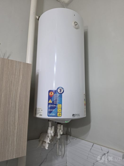 Продам 2 водонагревателя АРИСТОН /оригинал/ 100л. б/у.