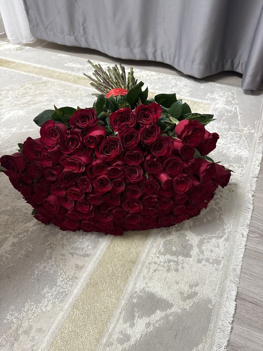 Букеты шикарные свежие