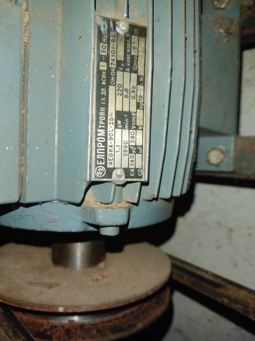 Дърводелска фреза малко използвана 5800 оборота