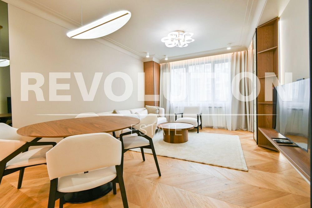 Двустаен апартамент в ж.к. Кръстова Вада