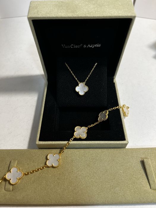 Bijuterii Van Cleef & Arpels – modele Alhambra