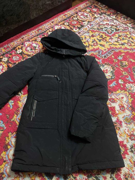 Продается женская куртка.