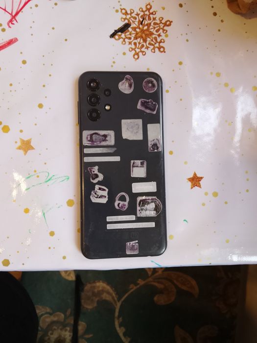 Продам телефон самсунг а13 б/у