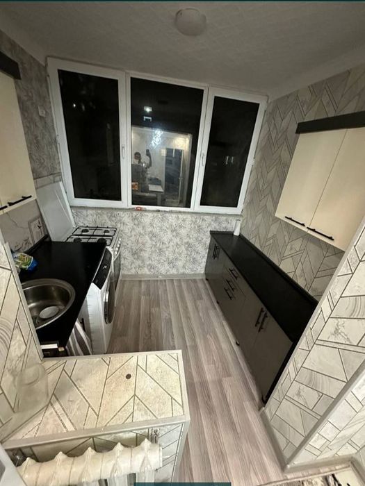 Сдается 2 х комнатная квартира на 2 этаже Шарк2 300$