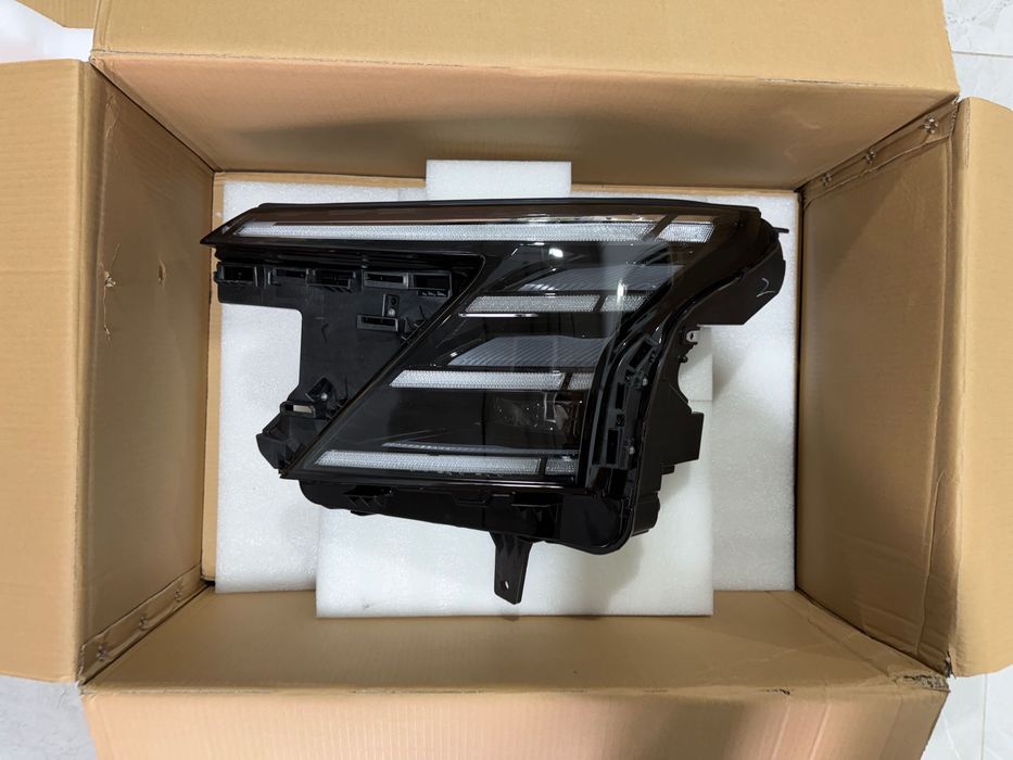 Фара левая Changan CS75 Plus 4