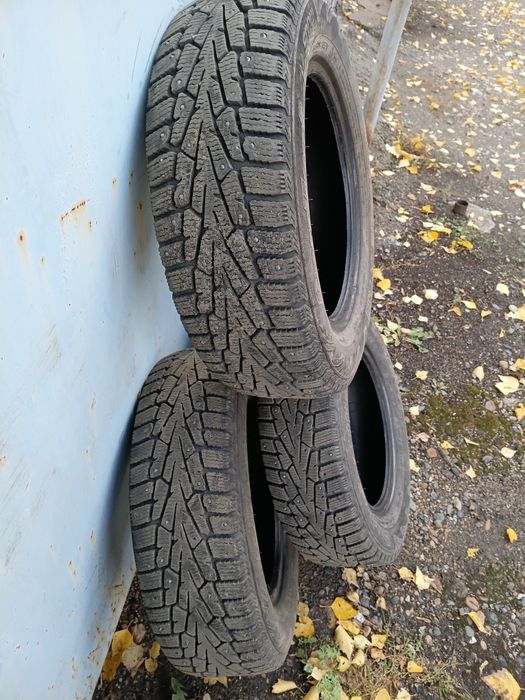 Продам  автошины зимние