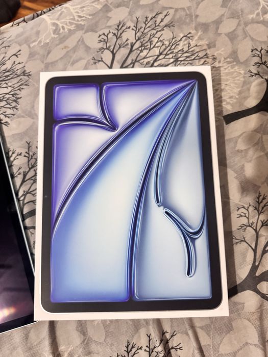 iPad Air 11-inch (M3) Wi-Fi