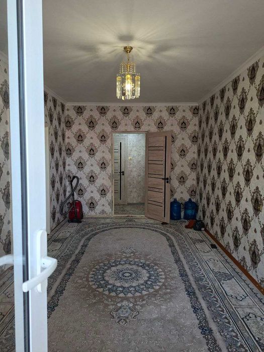 Navoiyda 2 xonali arzon  kvartira