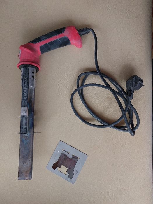 Cutit termic pentru polistiren