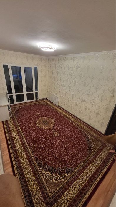 Продал  2 комнотная квартира Чиланзарский район 20А кварт