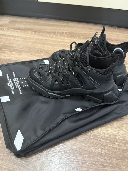 MCQ Black Orbyt Descender 2.0 Sneakers