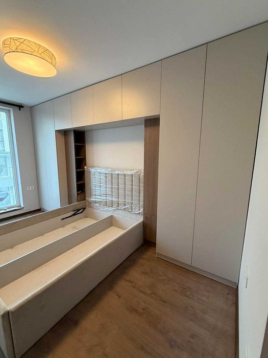 Тристаен имот в кв.Витоша