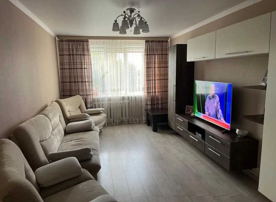 Продаю 3х комн.кв на 8 микрорайоне