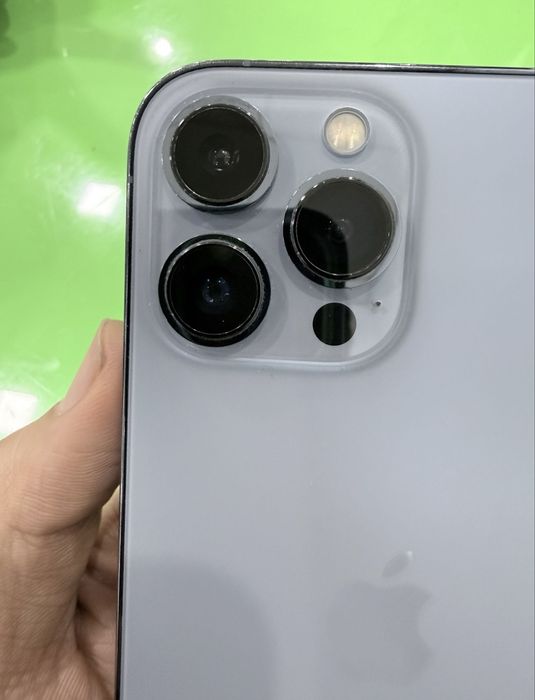 Iphone 13 pro max sotiladi!