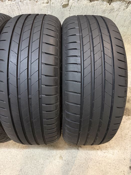 235/55/18 Bridgestone 4бр дот21