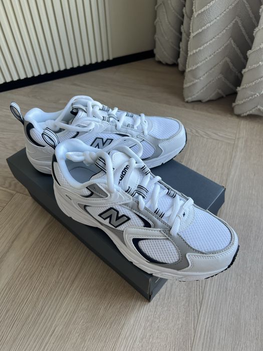 Белые кроссовки New balance 37,5 размер