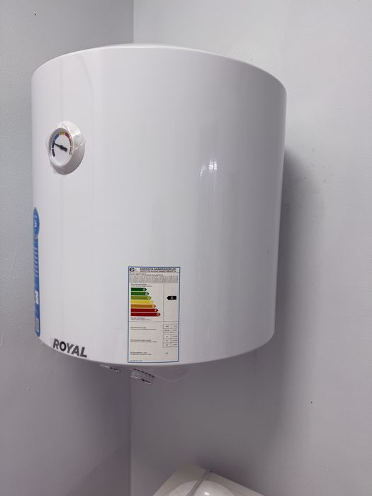 Продается Аристон б/у