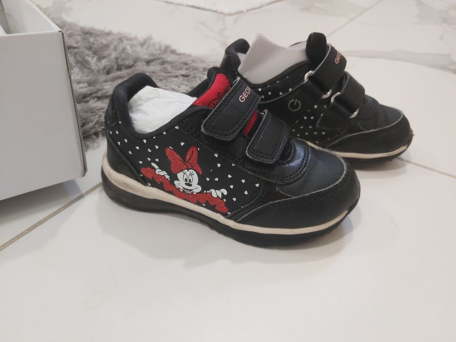 Детски маратонки Geox светещи