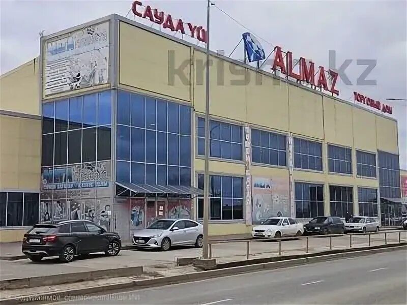Сдадим в аренду торговые площади