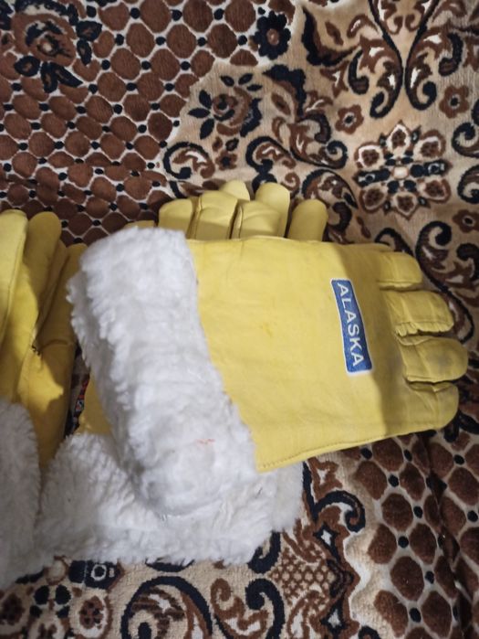 Перчатки,каска,СИЗ