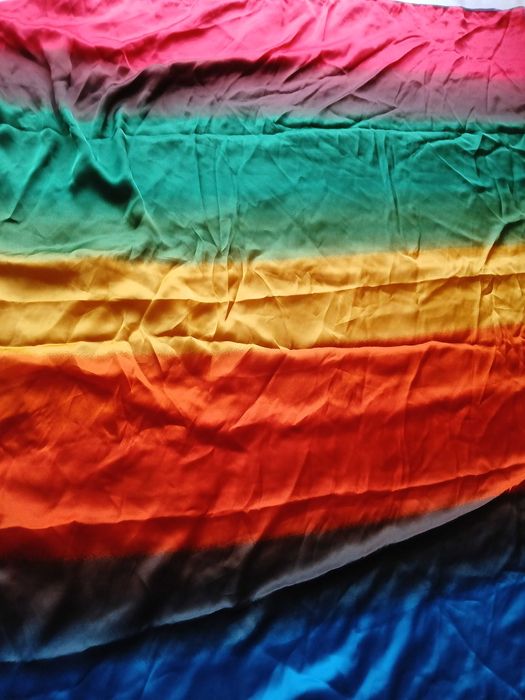 Шал от естествена коприна