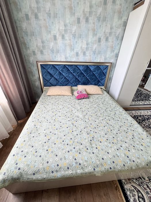 Б/У Спальный гарнитур