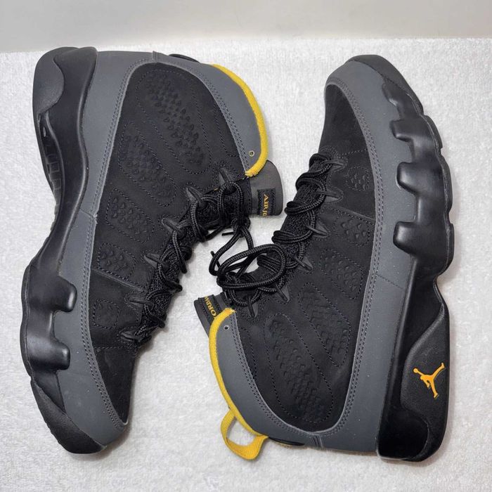 Nike Air Jordan 9 Retro Dark Charcoal University Gold