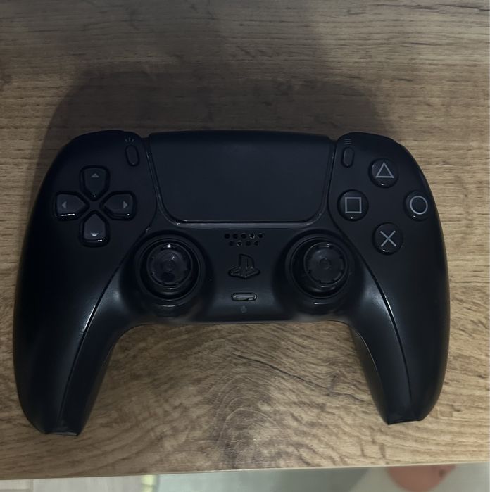 DualSense 5 для PS5 — отличное состояние!