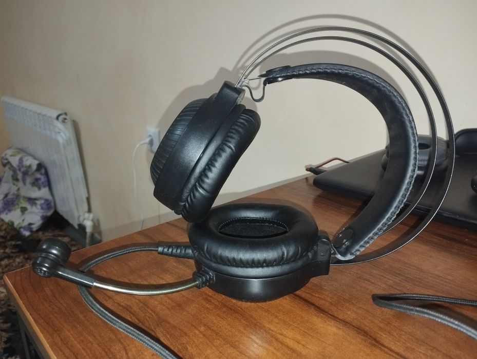 Игровые наушники