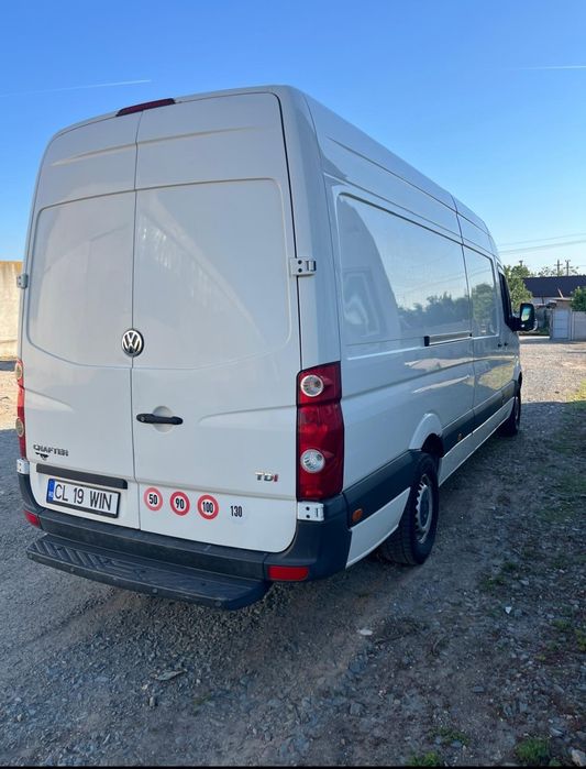 Vând Volkswagen Crafter